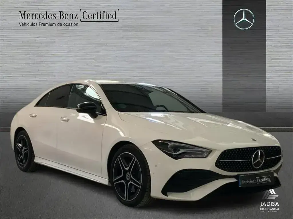 Usado Mercedes CLA220 AMG line 190 CV (139 kW) 2025 Azul Berlina