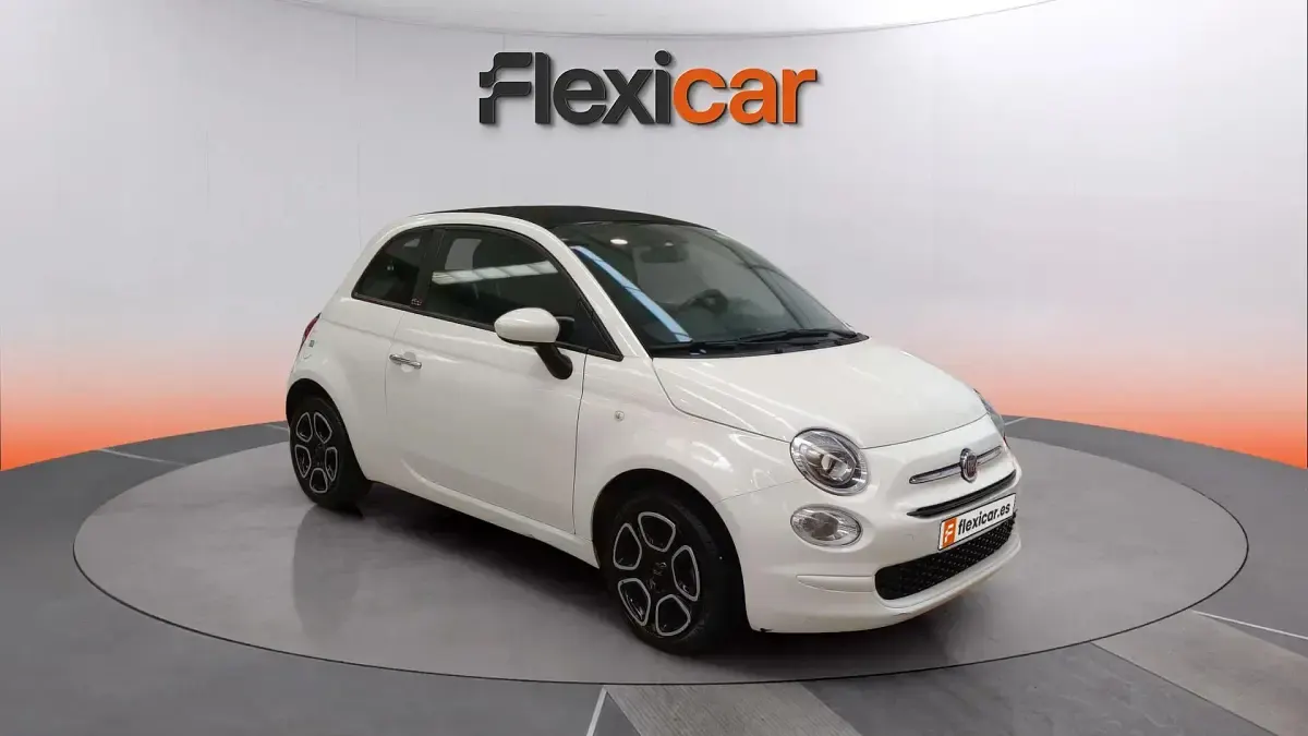 Usado Fiat 500 Club 71 CV (52 kW) 2023 Descapotable