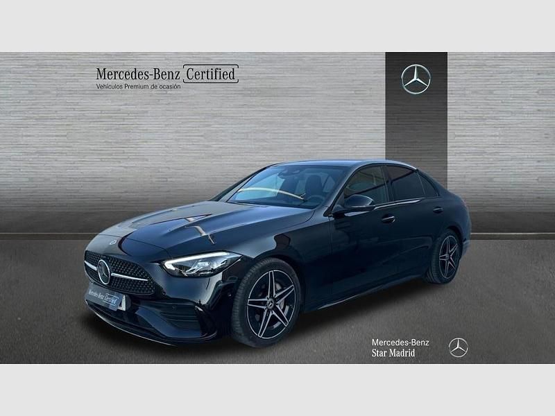 Negro obsidiana Usado 2022 Mercedes C220 AMG line Berlina | 41.990 € (Un poco caro) - Imagen 1/4