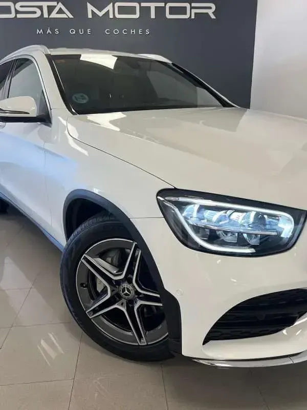 Usado Mercedes GLC200 163 CV (119 kW) 2021 Blanco SUV