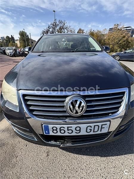 Azul Usado 2008 VW Passat Highline Berlina | 4800 € (Precio justo) - Imagen 1/4
