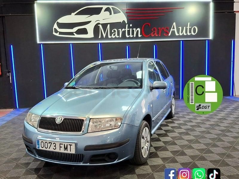 Usado Skoda Fabia 64 CV (47 kW) 2007 Azul Berlina