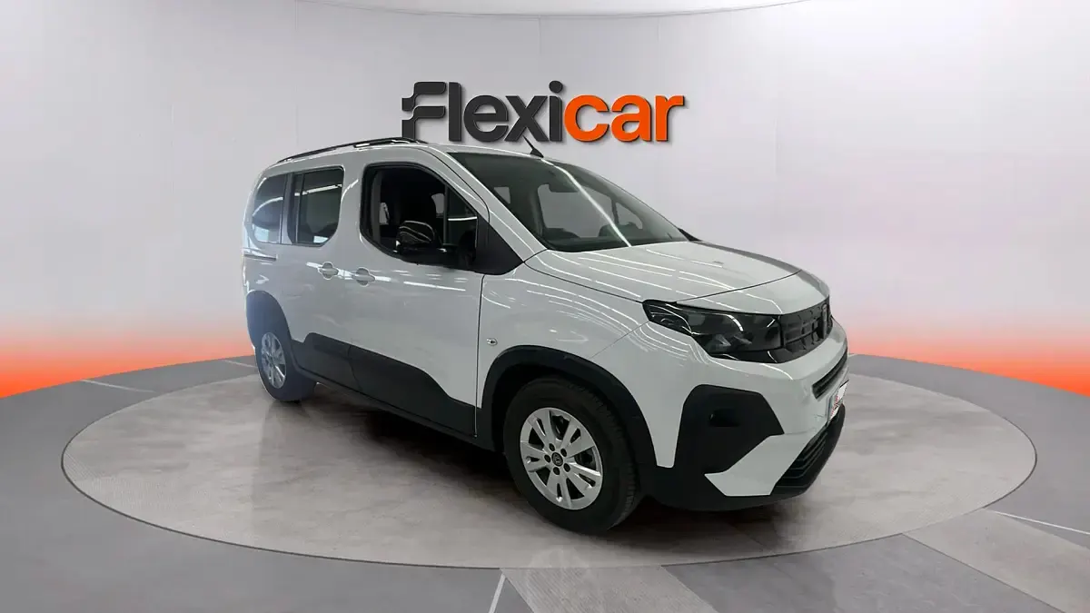 Usado Peugeot Rifter Allure 130 CV (95 kW) 2024 Monovolumen