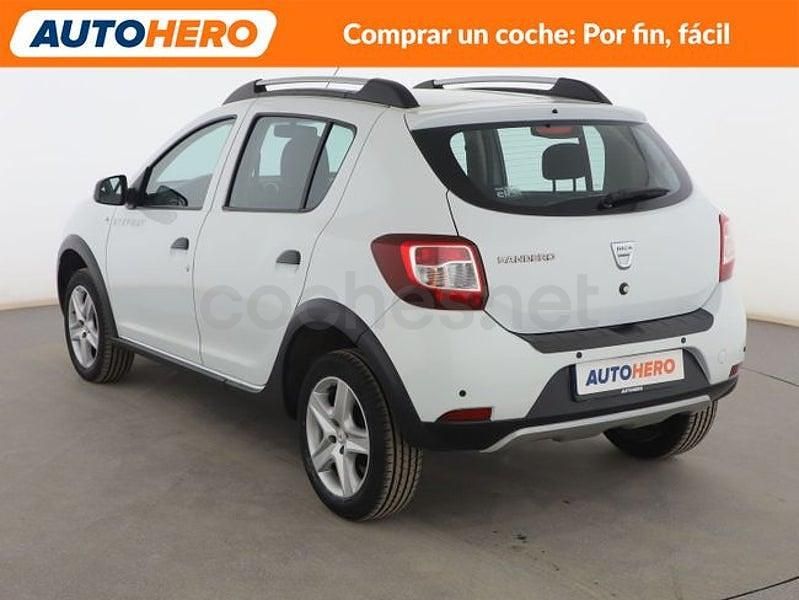 Usado Dacia Sandero Stepway 90 CV (66 kW) 2016 Blanco Berlina