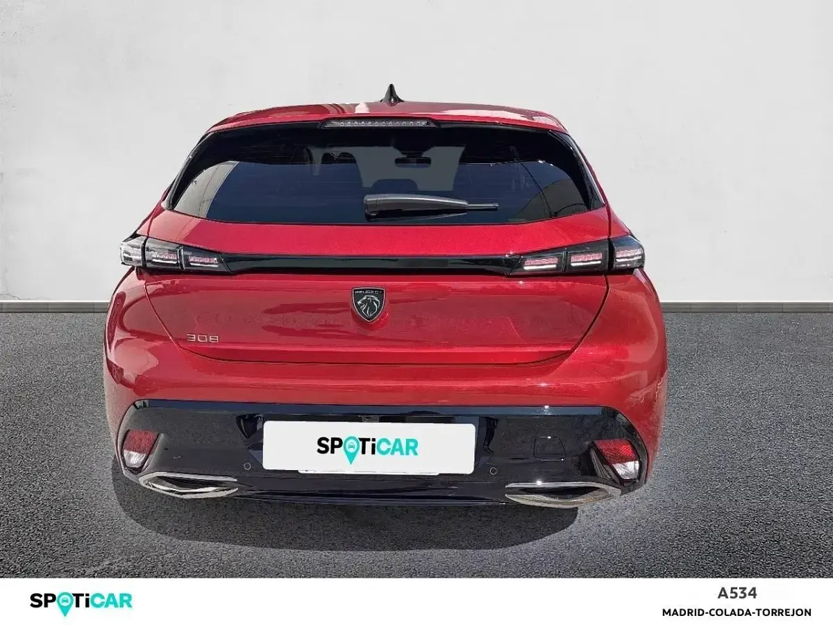 Usado Peugeot 308 Allure 130 CV (95 kW) 2026 Rojo Berlina