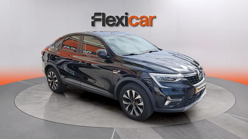 Begagnad Renault Arkana Evolution 145 HK (106 kW) 2023 Svart SUV