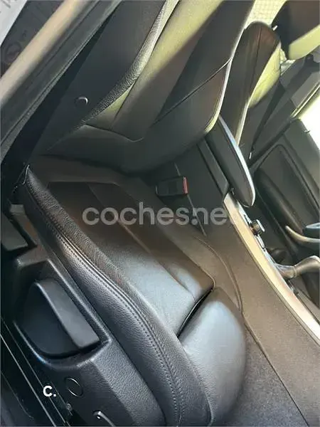 Usado BMW 116 116 CV (85 kW) 2013 Negro Utilitario