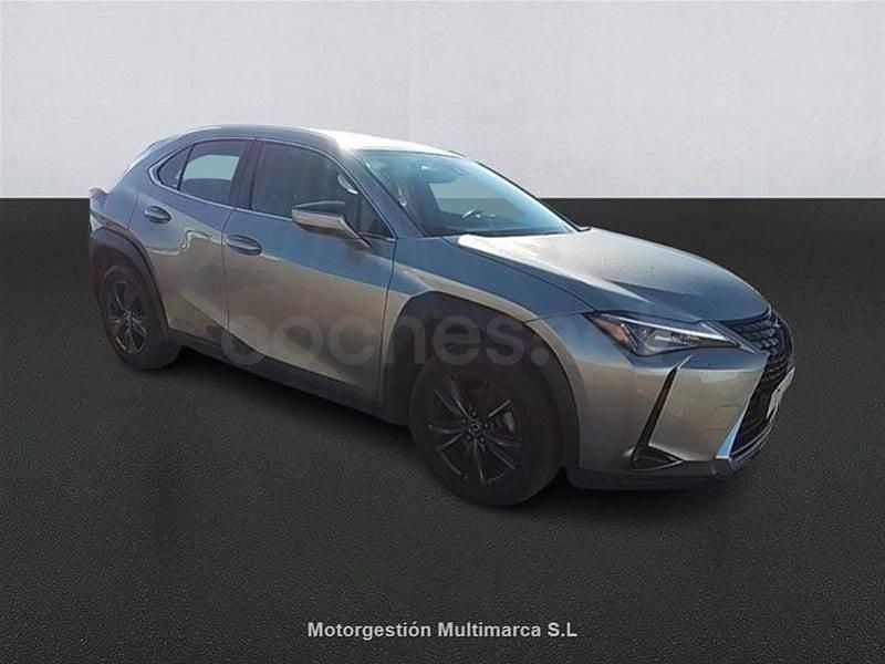 Usado Lexus UX Business Edition 184 CV (135 kW) 2022 Amarillo SUV