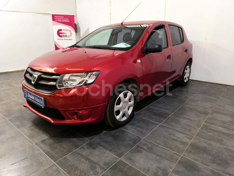 Granate Usado 2014 Dacia Sandero Ambiance Utilitario | 7199 € (Un poco caro) - Imagen 1/4