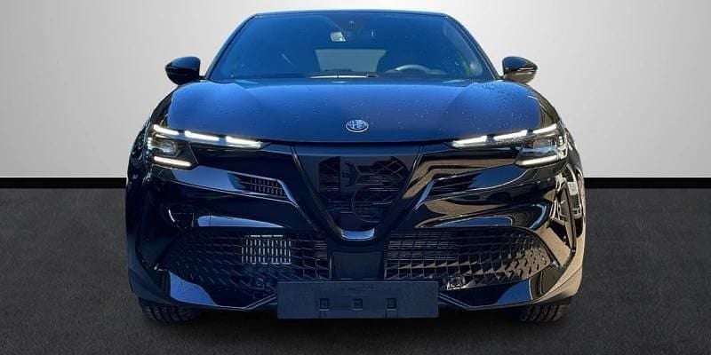 Nuevo Alfa Romeo Junior Edizione Speciale 145 CV (106 kW) 2025 Negro SUV