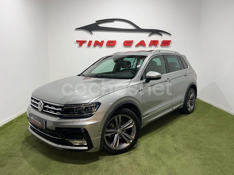 Gris / plata Usado 2017 VW Tiguan Sportline SUV | 24.990 € (Un poco caro) - Imagen 1/4