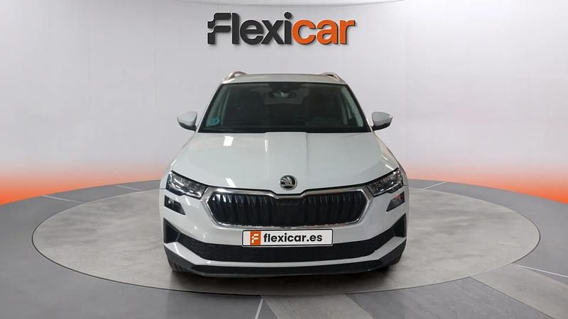 Usado Skoda Karoq Ambition 150 CV (110 kW) 2022 Blanco SUV