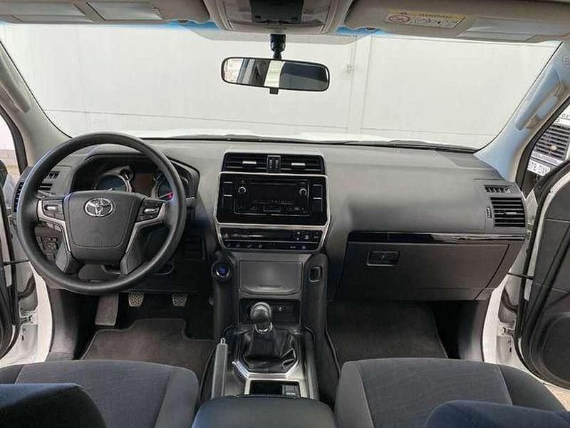 Käytetty Toyota Land Cruiser 204 HP (150 kW) 2020 Valkoinen Katumaasturi