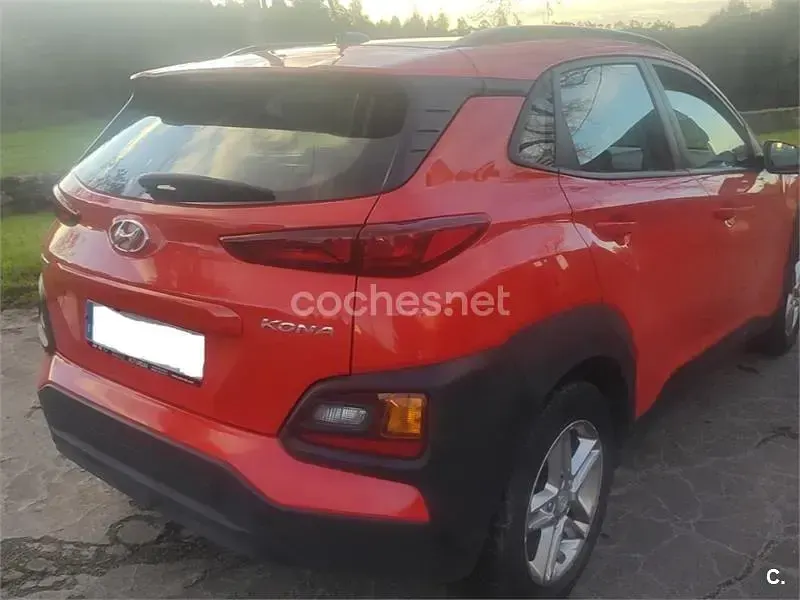 Usado Hyundai Kona 115 CV (84 kW) 2019 Rojo SUV