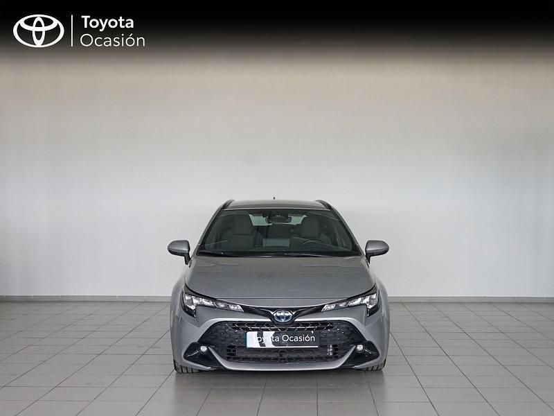 Usado Toyota Corolla Active 140 CV (102 kW) 2025 Gris / plata Familiar