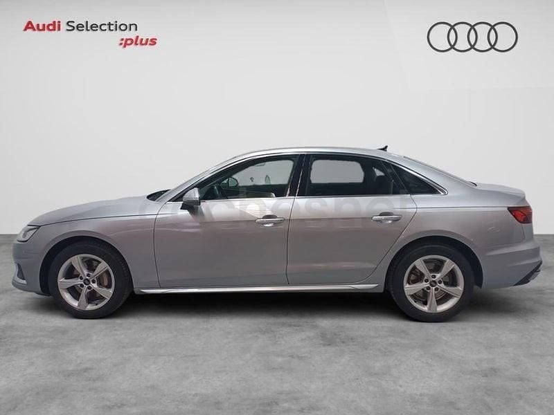 Usado Audi A4 Advanced Plus 204 HP (150 kW) 2023 Cinzento Sedan