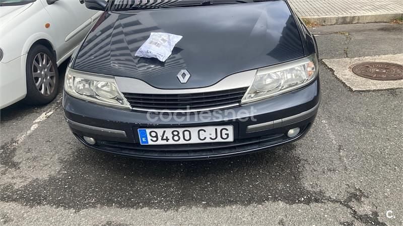 Usado Renault Laguna GrandTour Expression 120 CV (88 kW) 2003 Gris / plata Familiar
