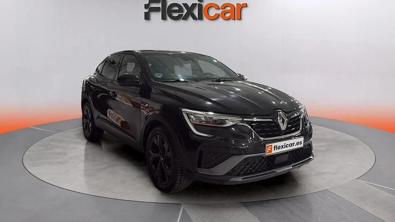 Usado Renault Arkana RS Line 145 CV (106 kW) 2022 Negro SUV