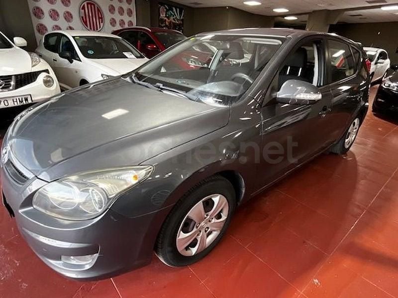 Usado Hyundai i30 Style 126 CV (92 kW) 2010 Azul Berlina
