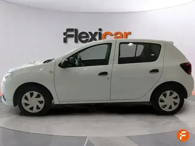 Usado Dacia Sandero Acces 73 CV (53 kW) 2018 Blanco