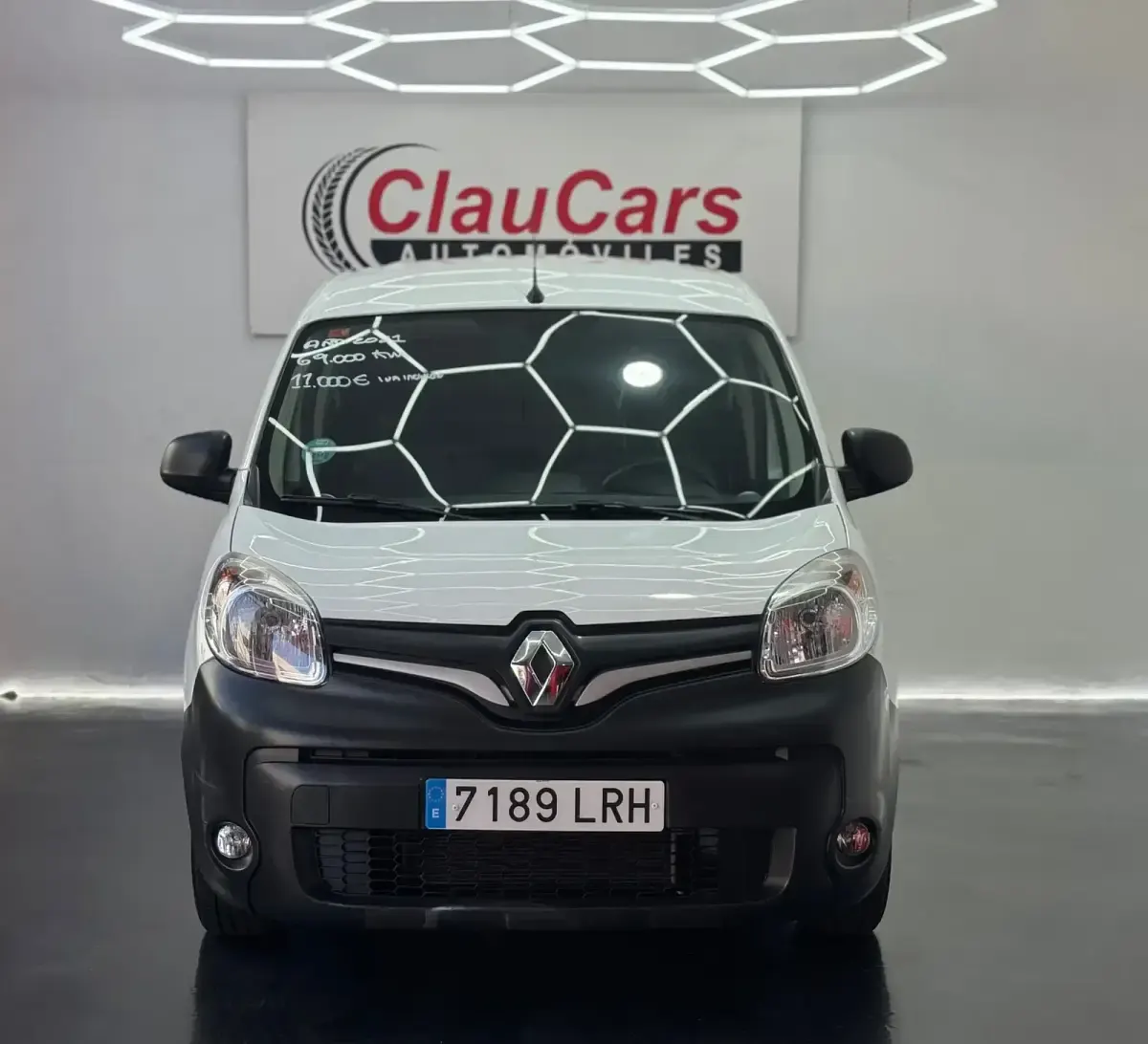 Usado Renault Kangoo 95 CV (69 kW) 2021 Blanco Monovolumen