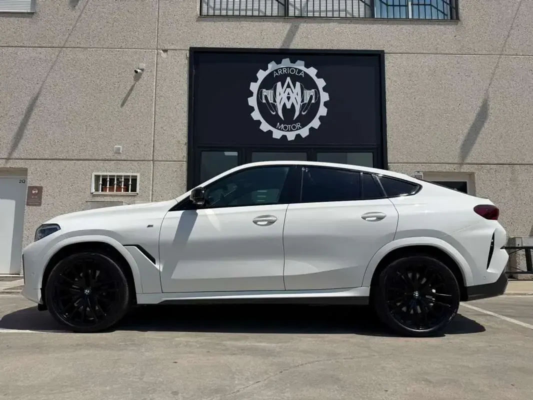 Usado BMW X6 Comfort Edition 333 CV (244 kW) 2021 Blanco SUV