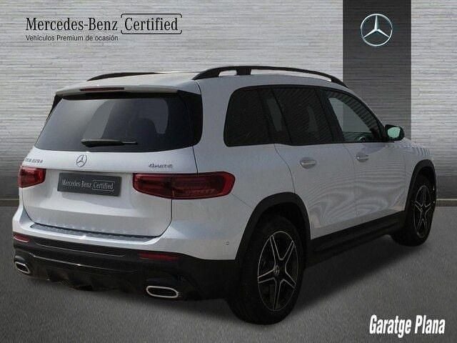 Usado Mercedes GLB220 190 CV (139 kW) 2024 Blanco digital SUV