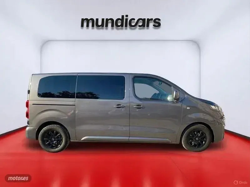 Usado Opel Vivaro 120 CV (88 kW) 2022 Gris Monovolumen