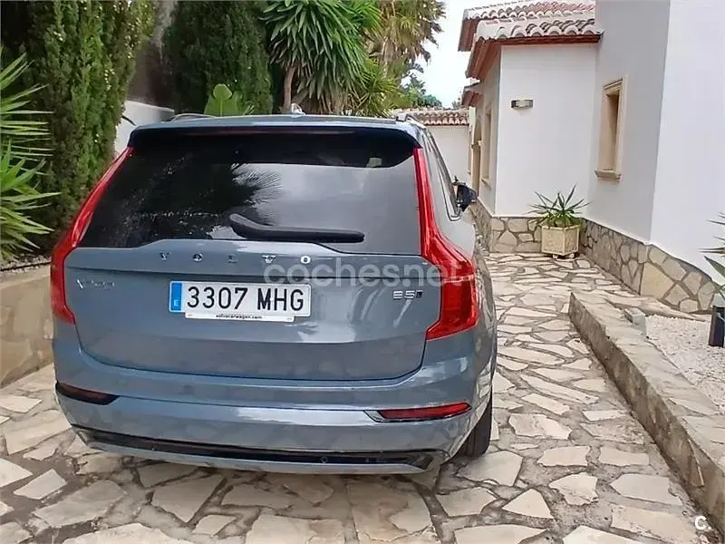 Usado Volvo XC90 Plus 235 CV (172 kW) 2023 Gris / plata SUV