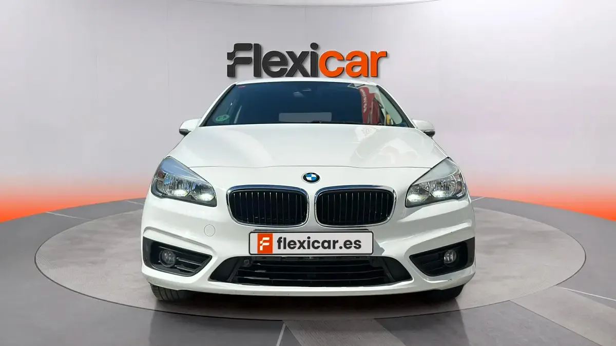 Usado BMW 216 116 CV (85 kW) 2016 Blanco Familiar