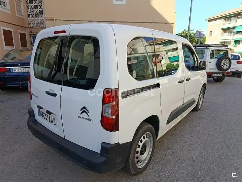 Usado Citroën e-Berlingo Live 102 CV (75 kW) 2021 Blanco Monovolumen