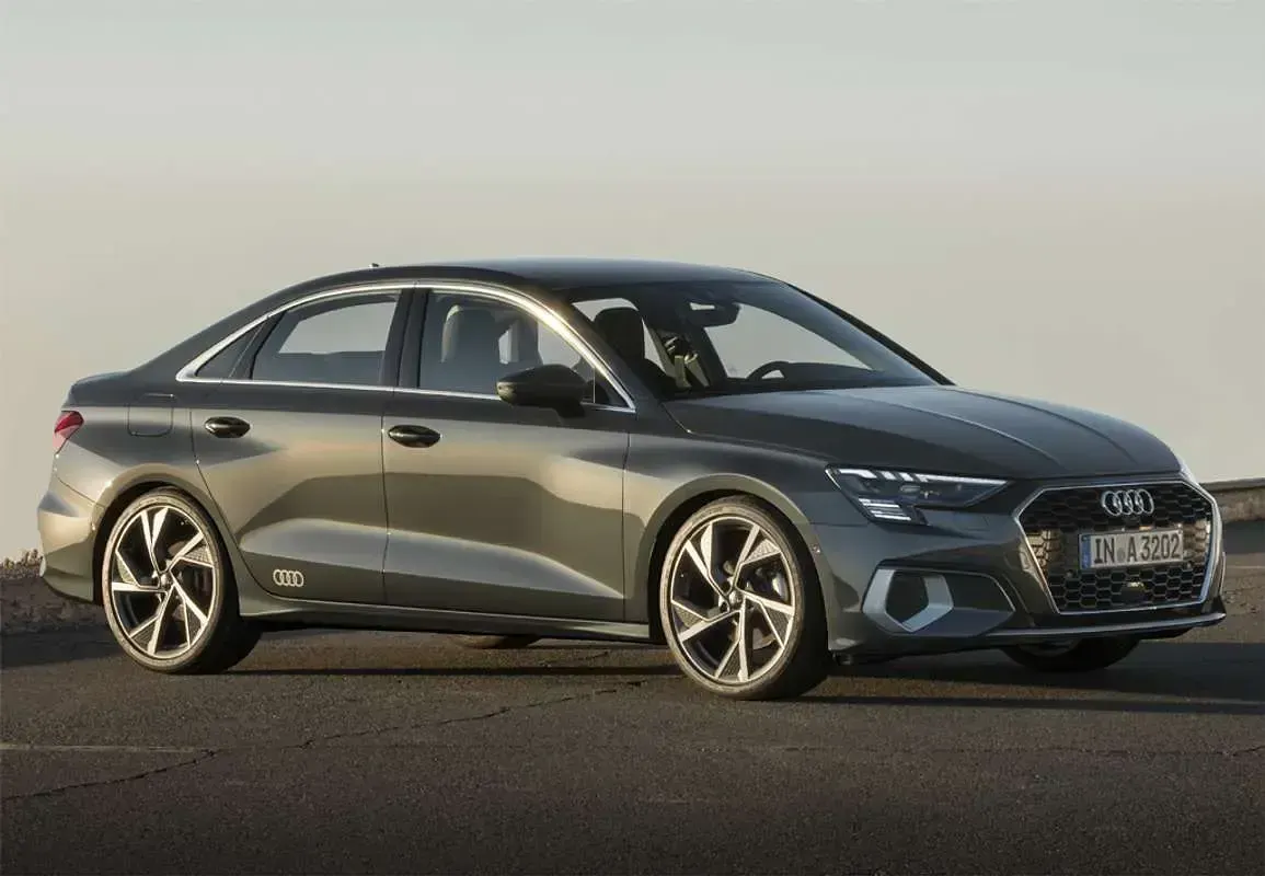 Usado Audi A3 S-Line 150 CV (110 kW) 2021 Gris Berlina