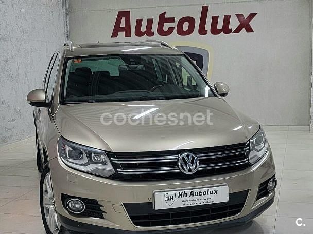 Usado VW Tiguan 110 HP (80 kW) 2013 Bege SUV