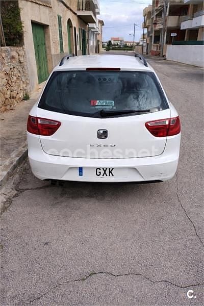 Usado Seat Exeo Reference 120 CV (88 kW) 2010 Blanco Familiar