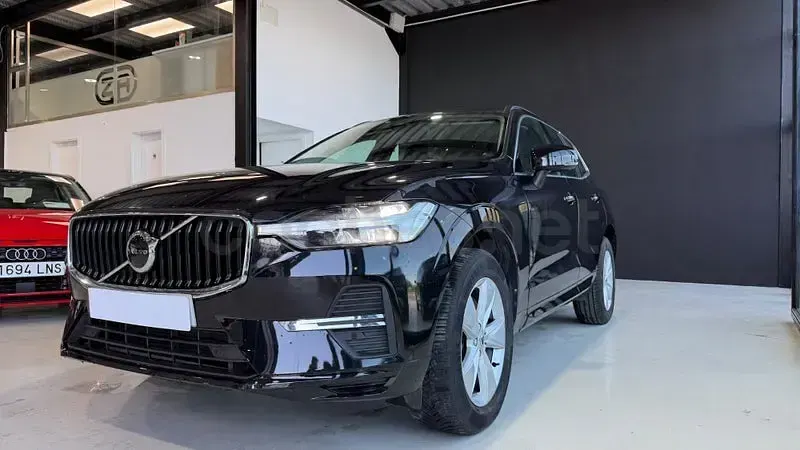 Usado Volvo XC60 Core 197 CV (144 kW) 2023 Negro SUV