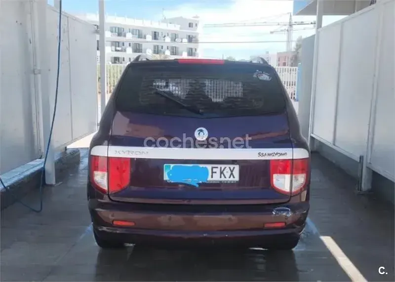 Usado SsangYong Kyron Limited 141 CV (103 kW) 2007 Granate SUV