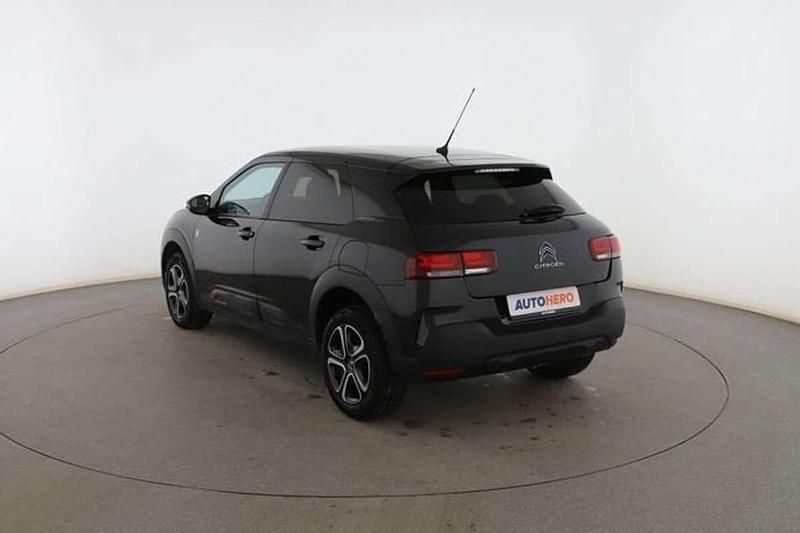 Usado Citroën C4 Cactus PureTech 111 CV (81 kW) 2020 Negro Utilitario