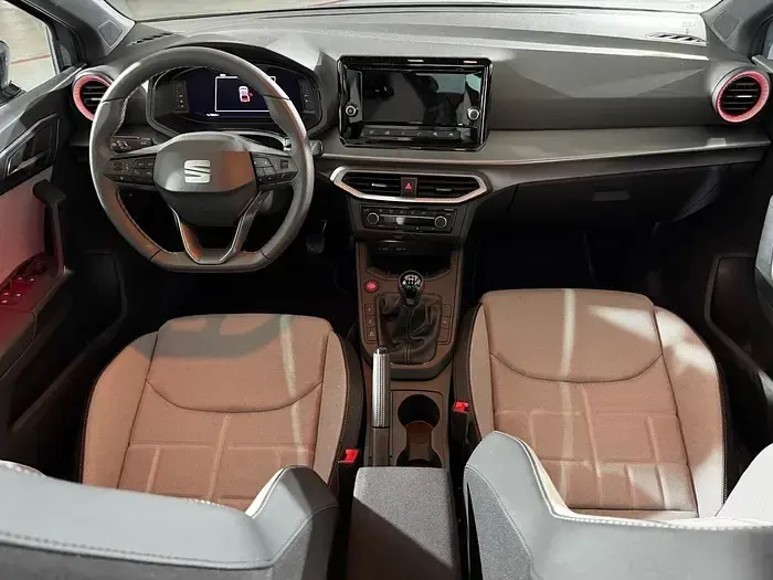 Nuevo Seat Ibiza FR 115 CV (84 kW) 2026 Gris Utilitario