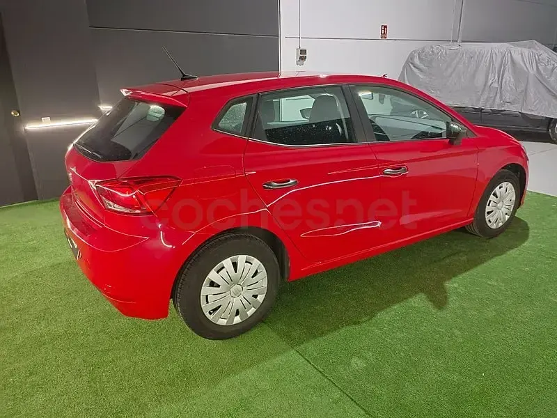 Usado Seat Ibiza Reference 80 HP (58 kW) 2021 Vermelho Citadino