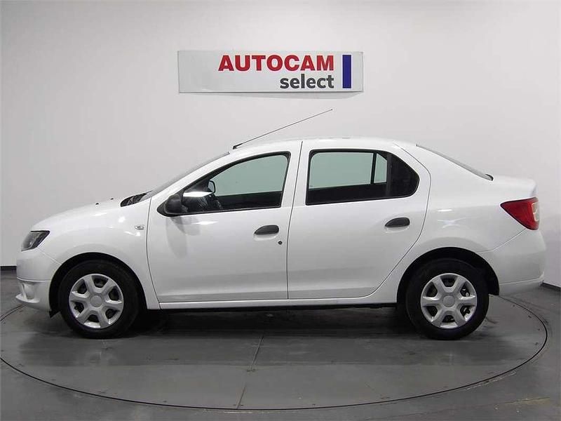 Usado Dacia Logan Ambiance 75 CV (55 kW) 2014 Blanco Berlina