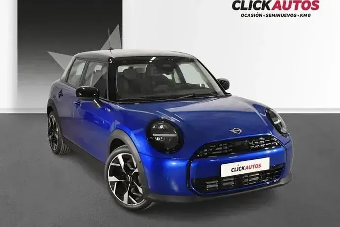 Usado Mini Cooper Classic 114 kW (156 CV) 2025 Rojo Utilitario
