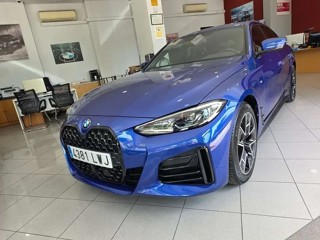 Usado BMW 420 Shadowline 190 CV (139 kW) 2022 Azul Coupe