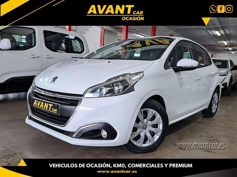 Usado Peugeot 208 Active 100 CV (73 kW) 2019 Blanco Utilitario