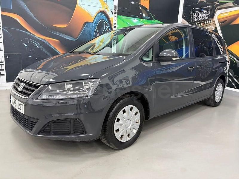 Usado Seat Alhambra Ecomotive 115 CV (84 kW) 2016 Gris / plata Monovolumen