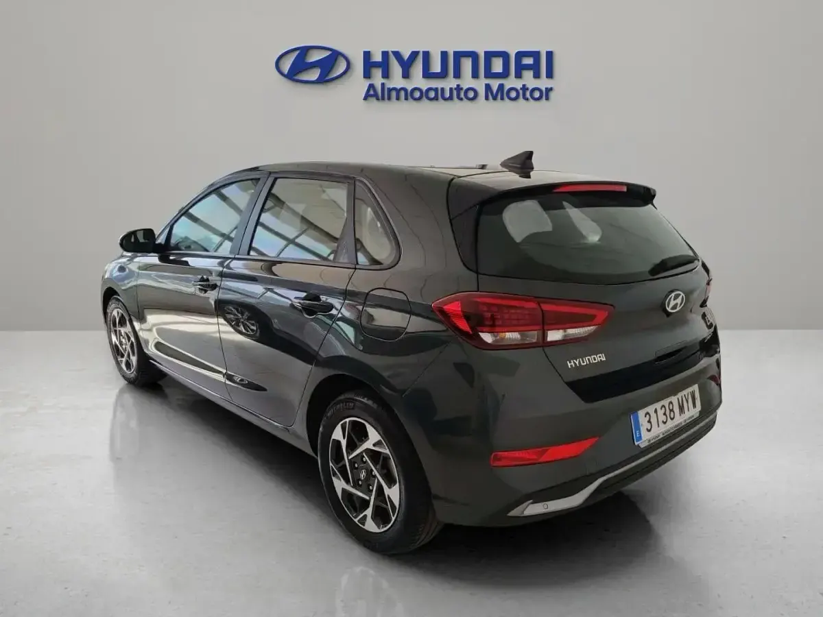 Usado Hyundai i30 99 CV (72 kW) 2025