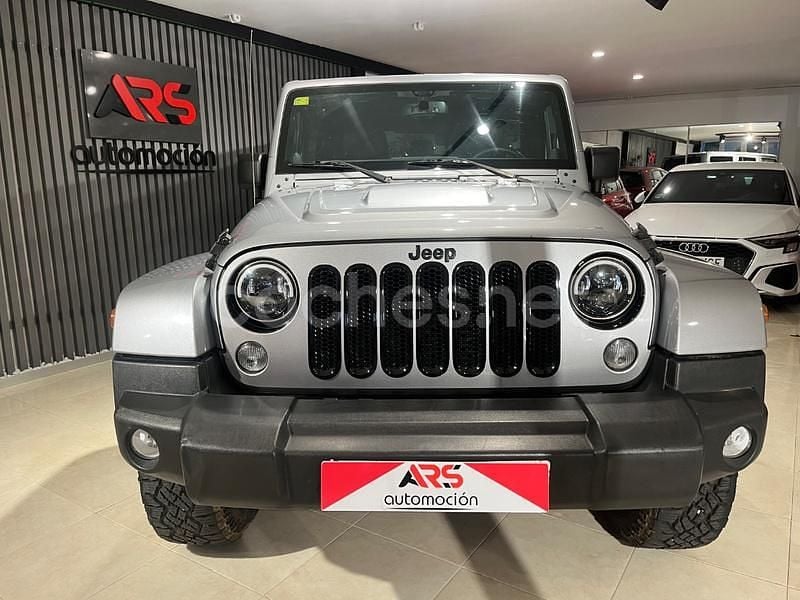 Usado Jeep Wrangler Unlimited 200 CV (147 kW) 2014 Gris / plata SUV