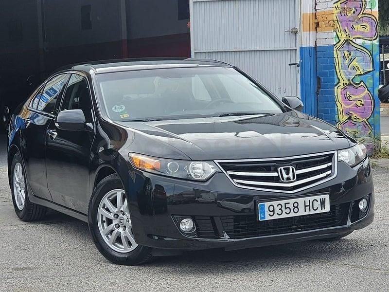 Usado Honda Accord Luxury 150 CV (110 kW) 2011 Negro Berlina