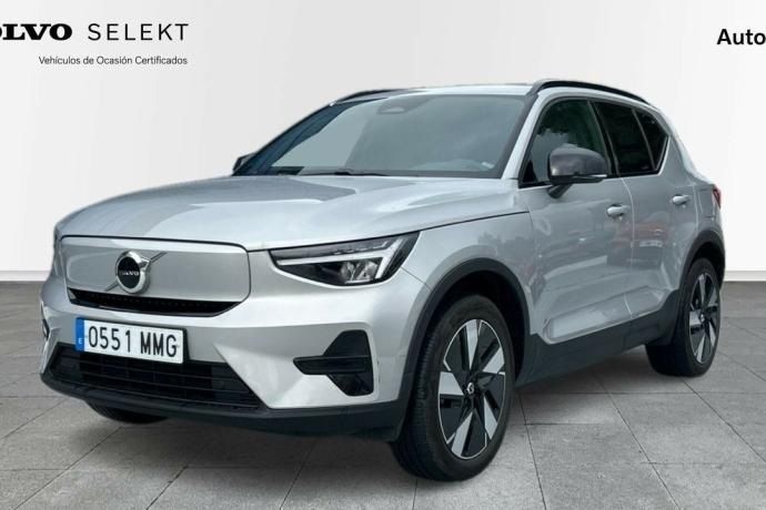 Usado 2023 Volvo XC40 Core SUV | 36.900 € (Precio justo) - Imagen 1/4