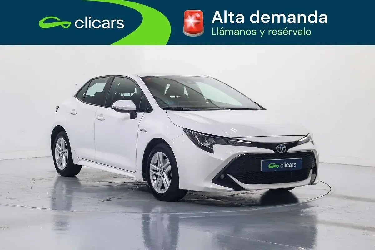 Usado Toyota Corolla Active 98 CV (72 kW) 2019 Blanco Berlina