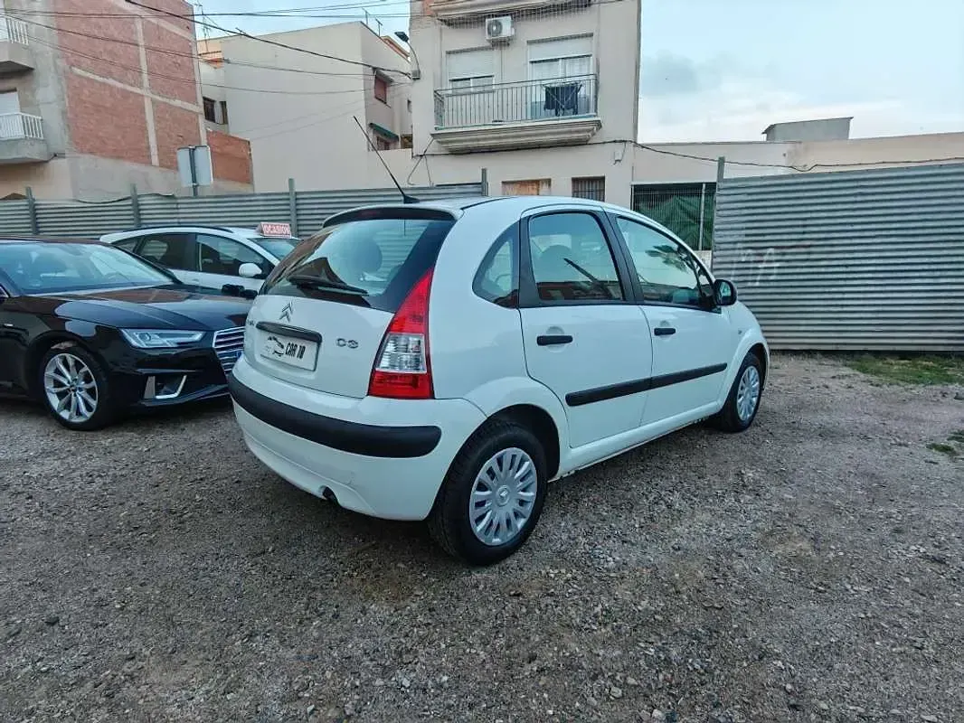Käytetty Citroën C3 Furio 68 HP (50 kW) 2010 Valkoinen Viistoperä